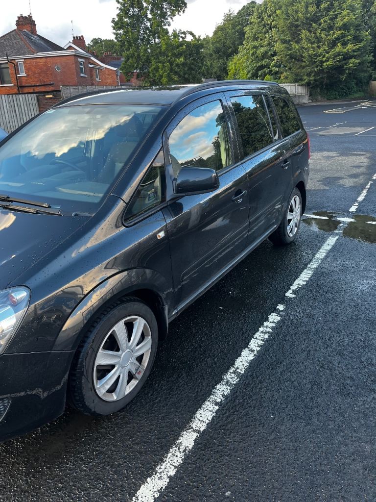 Vauxhall, ZAFIRA, MPV, 2012, Manual, 1686 (cc), 5 doors