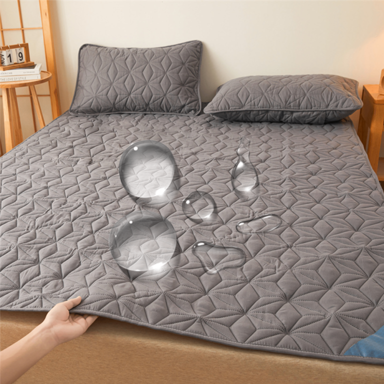 Waterproof Mattress Topper with Elastic Band Quilted Protector Pad Bedspread Winter Mattress