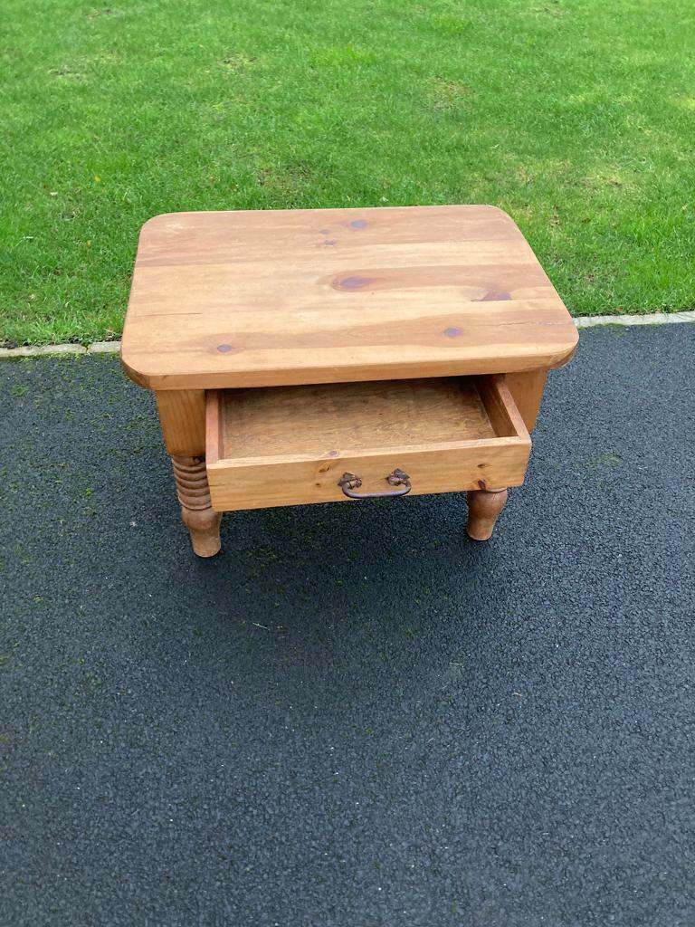 Mexican pine occasional / telephone table 
