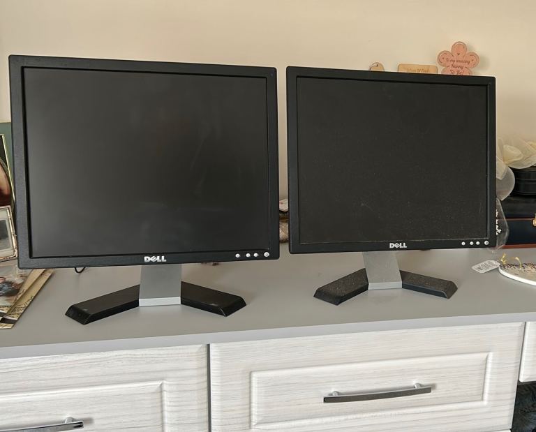 2x Dell 17” monitors E177FPc **SOLD**