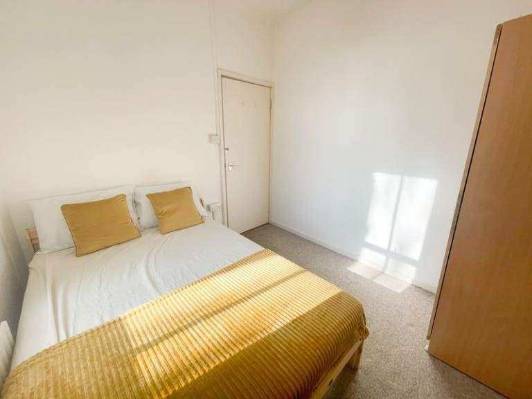 🪄🌸SPACIOUS DOUBLR ROOM IN WEST HAMPSTEAD!!