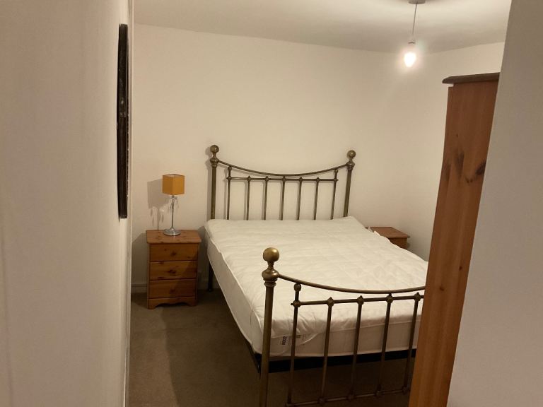 Room to let in Romsey