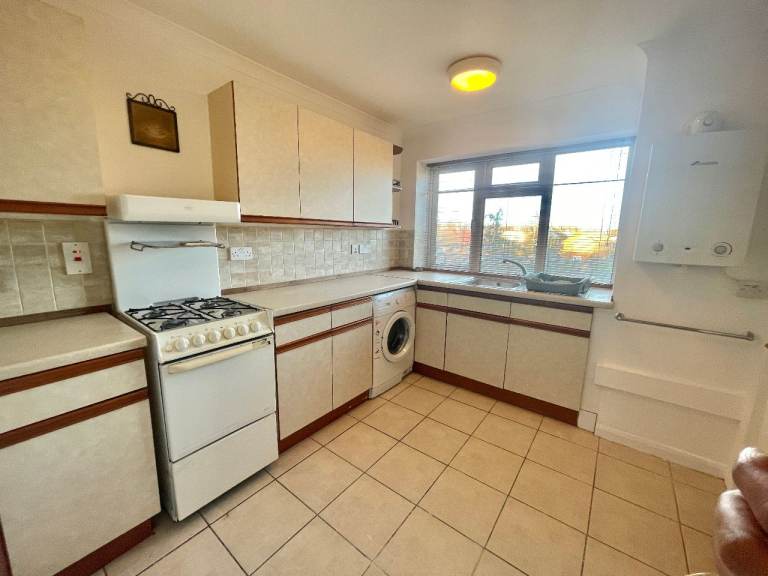 2 Bedroom Split Level Apartment - Vanbrough Crescent, Northolt, UB5 5JN