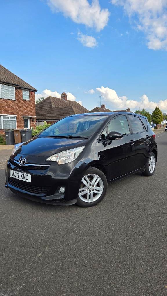 Toyota, VERSO-S, MPV, 2012, Manual, 1329 (cc), 5 doors