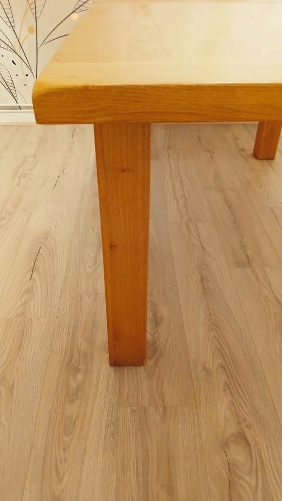 Solid wood dining extending dining table  