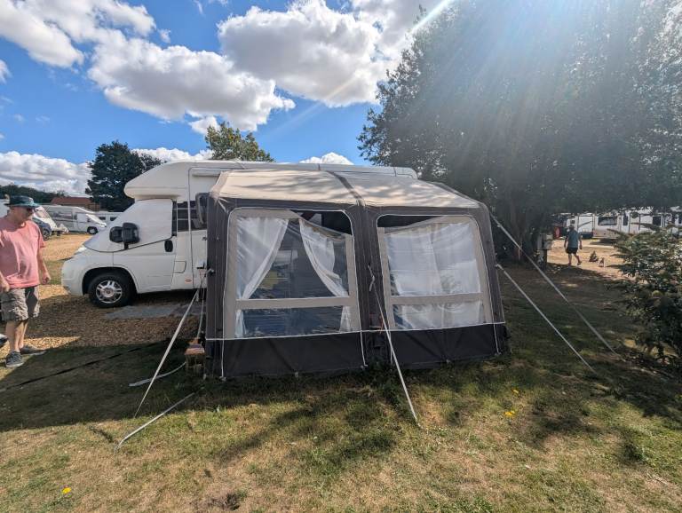 All seson drive away awning 