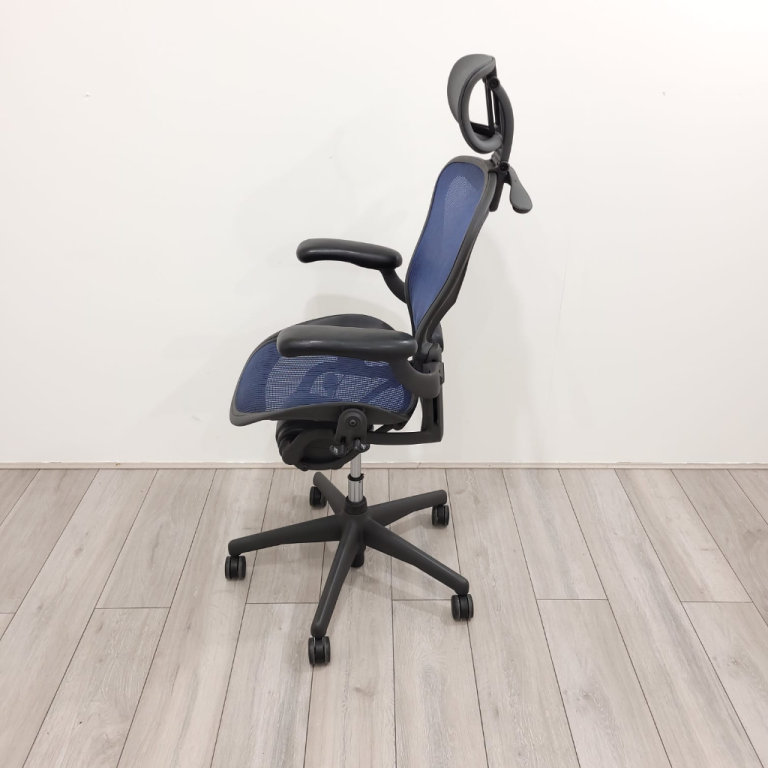 AERON BLUE MESH OFFICE CHAIR- HERMAN MILLER- BISHOPS STORTFORD 