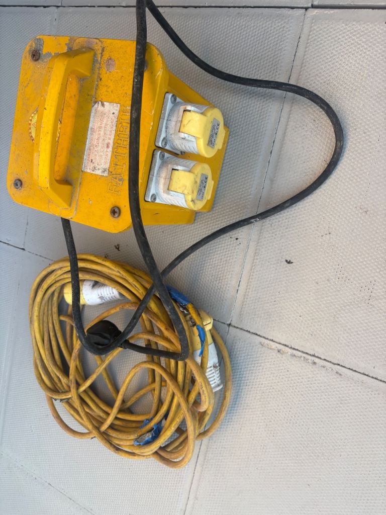 Yellow 3 kVA Transformer Unit with Extension Lead