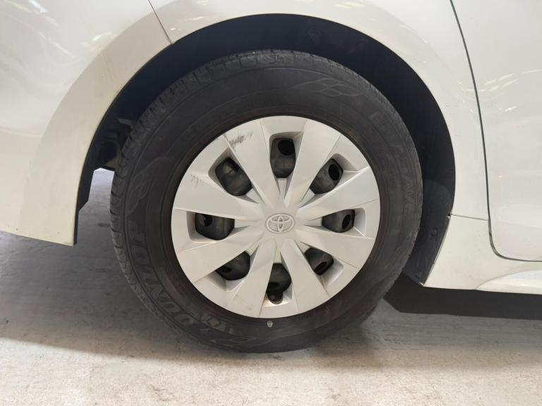 2020 Toyota Prius 1 790 CC TOYOTA COROLLA TOURING Hybrid