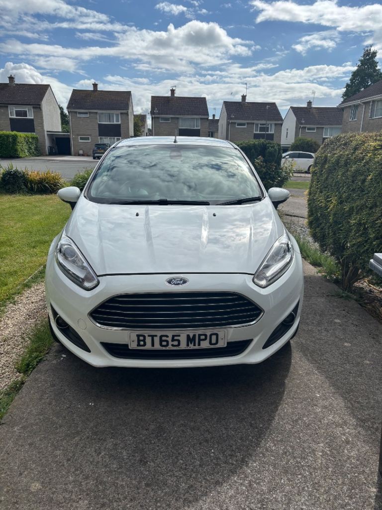 Ford, FIESTA, Hatchback, 2015, Manual, 998 (cc), 5 doors