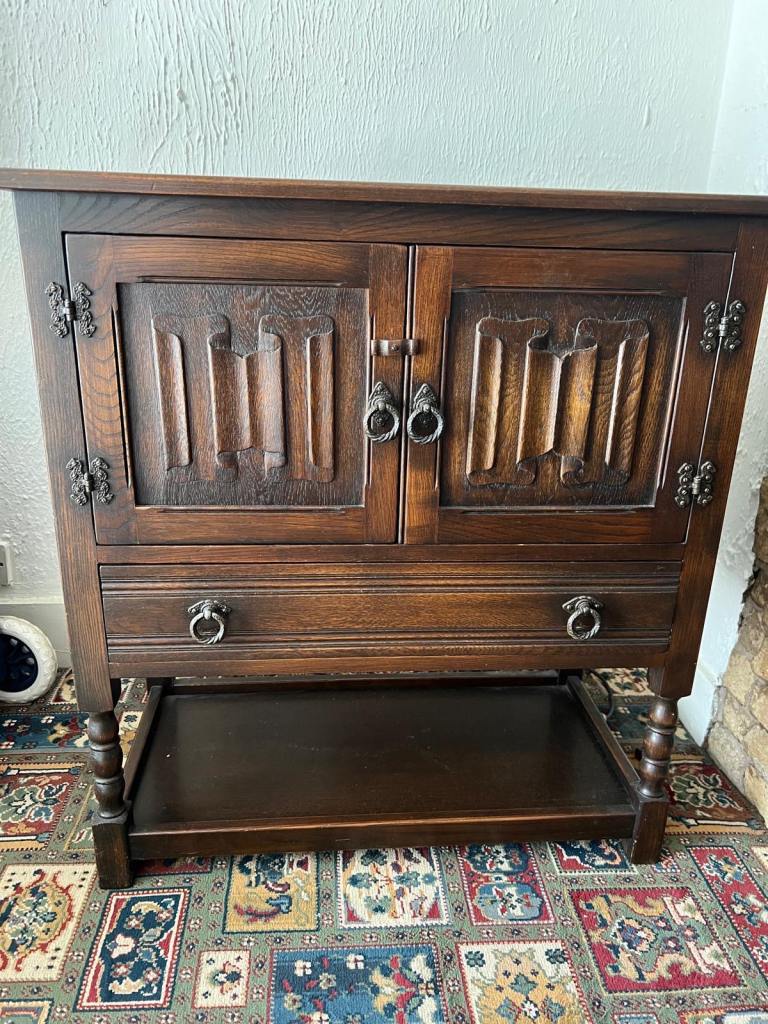 Vintage Jaycee Old Charm cabinet