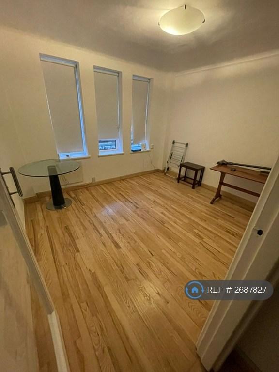 1 bedroom flat in Hatherley Grove, London, W2 (1 bed) (#2687827)