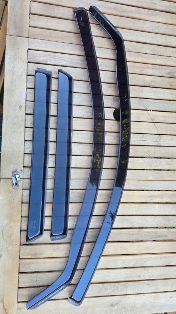 Seat Exeo Wind Deflectors 