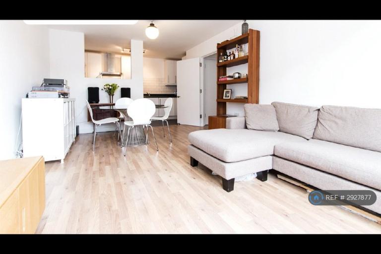2 bedroom flat in Cordwainer House, London, E8 (2 bed) (#2927877)