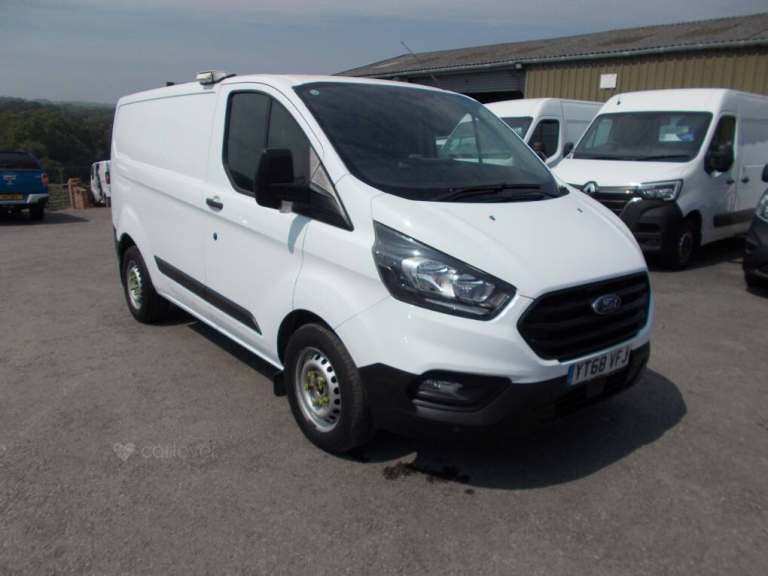 2018 Ford Transit Custom 2.0 TDCi 105ps Low Roof Van PANEL VAN DIESEL Manual