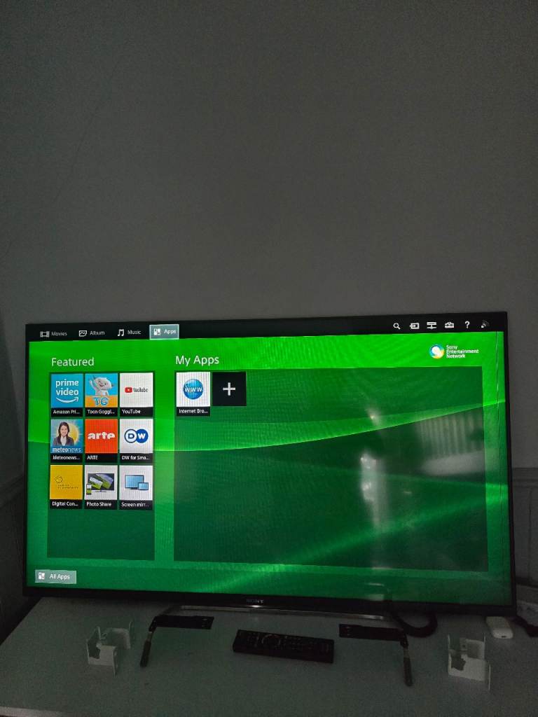 Sony Smart TV - Large Screen, Good Working Order