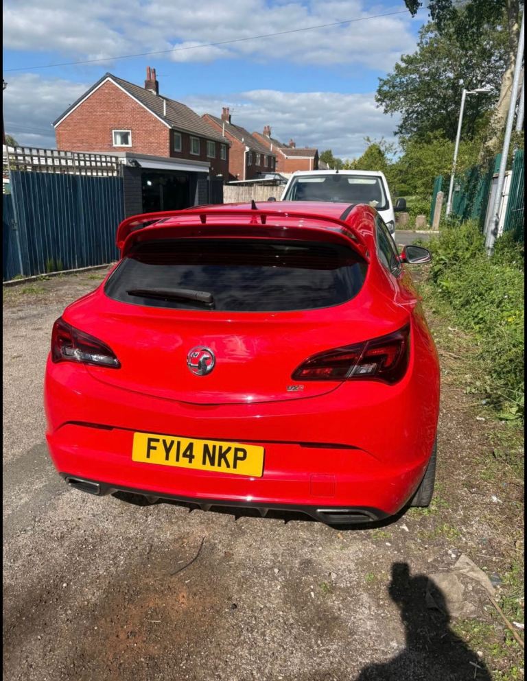 Vauxhall, ASTRA GTC, Hatchback, 2014, Manual, 1998 (cc), 3 doors