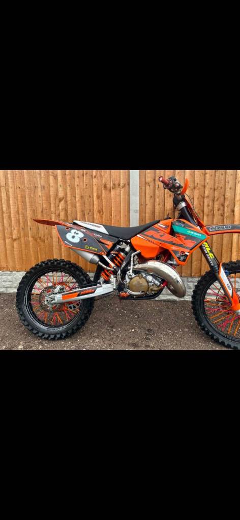 125cc ktm motercross bike