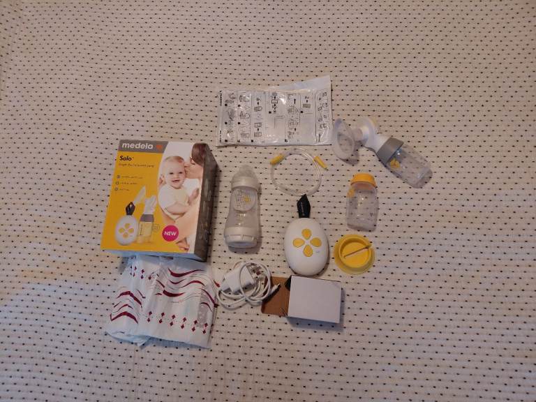 Medela Solo and accessories 