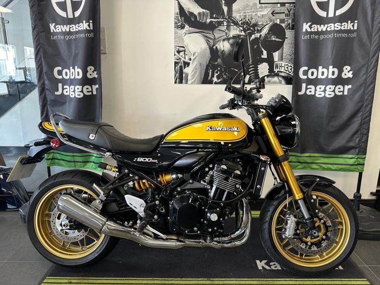 KAWASAKI Z900RS SE-ONE OWNER-FSH