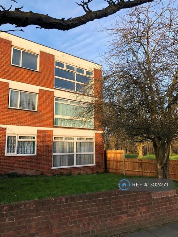 2 bedroom flat in Off Ruislip Road, Greenford, UB6 (2 bed) (#3024511)