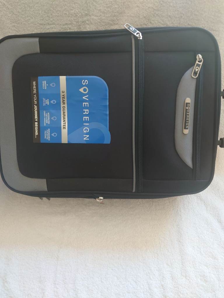 SMALL SUITCASE 
