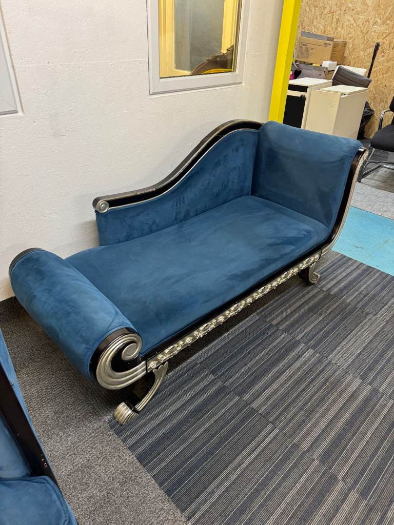 Decorative Blue Wedding chair sofa French Empire style scroll end chaise lounge