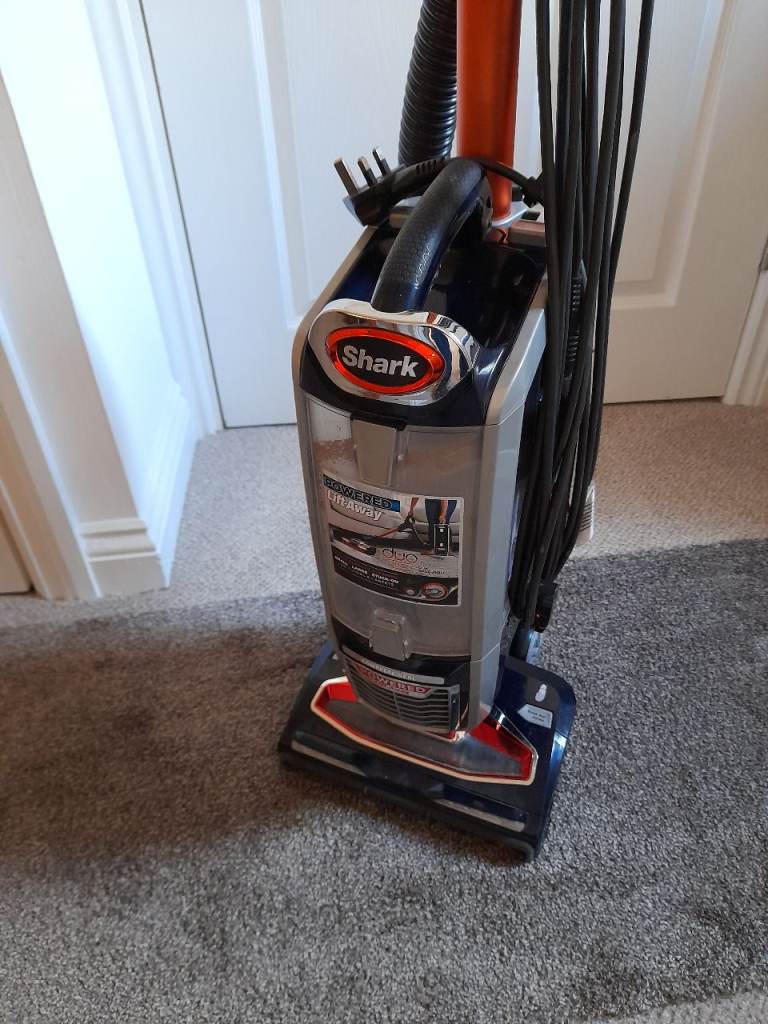 Shark Vacuum Duo