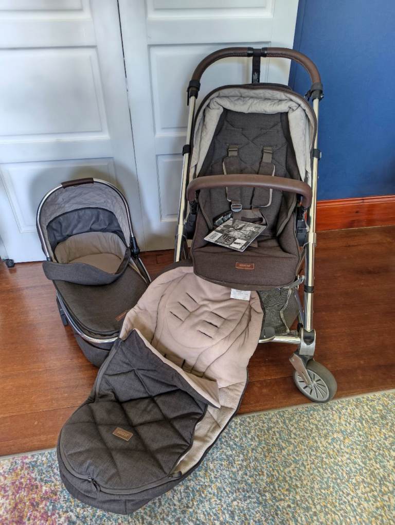Mamas & Papas Pushchair with Carrycot and Footmuff – Good Condition