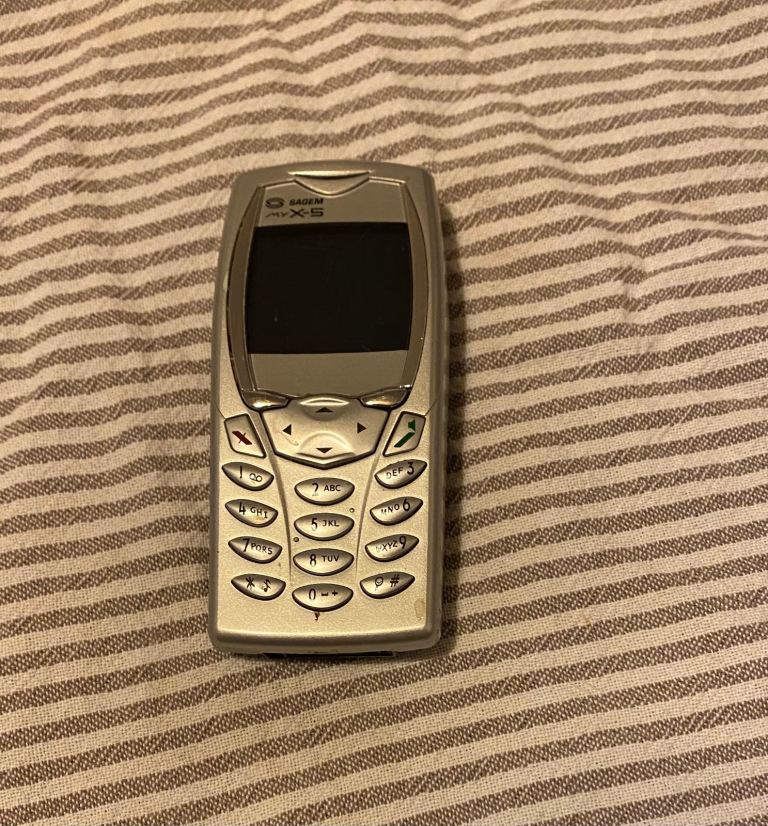 Mobile phone 