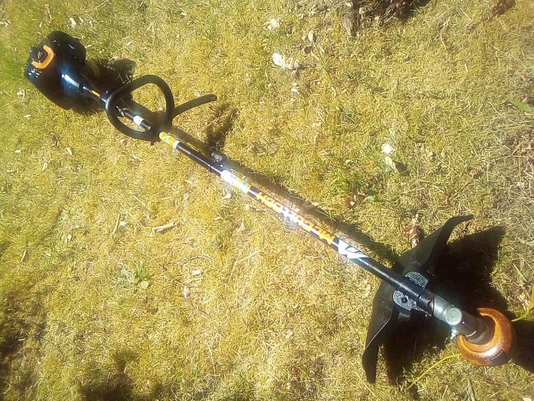 PETROL/ELECTRIC STRIMMER CHAINSAW SHREDDER POLESAW GENERATOR HEDGECUTTER LAWNMOWER