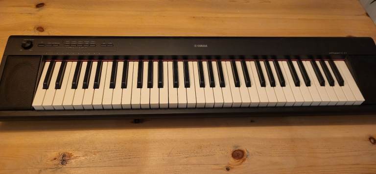 Electric Piano - Yamaha NP-12