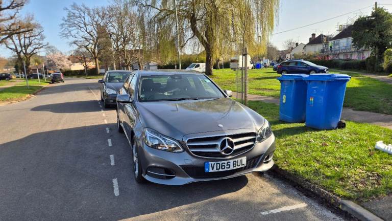 Mercedes-Benz, E CLASS, Saloon, 2015 2143 (cc)