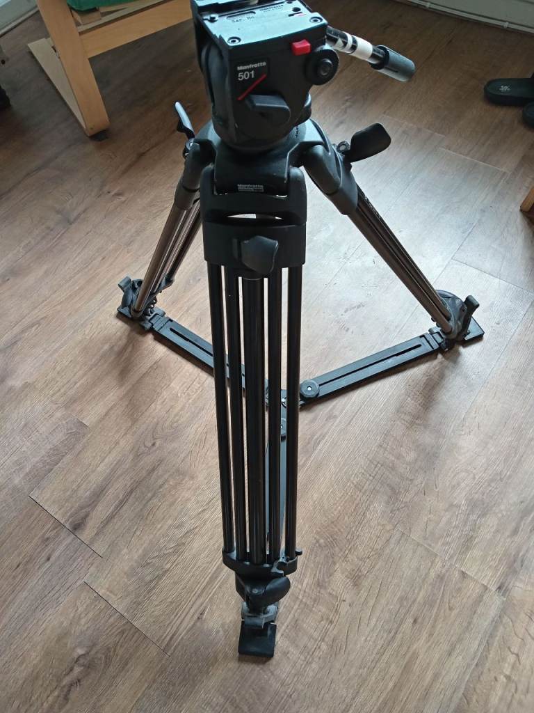 Tripod manfrotto 501 (525mv)