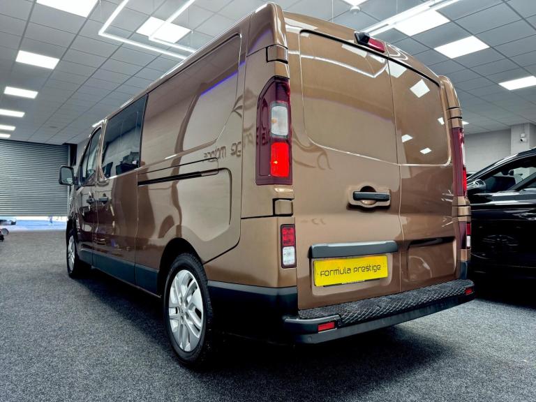 2020 Renault Trafic 2.0 dCi ENERGY 30 Sport Nav Crew Van LWB Euro 6 (s/s) 6dr WINDOW VAN Diesel M...