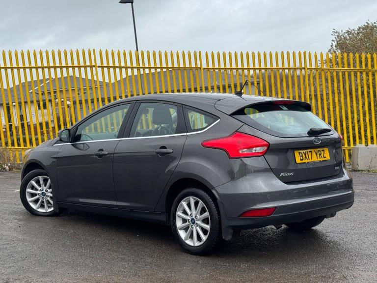 2017 Ford Focus 1.0 EcoBoost 125 Titanium 5dr HATCHBACK PETROL Manual