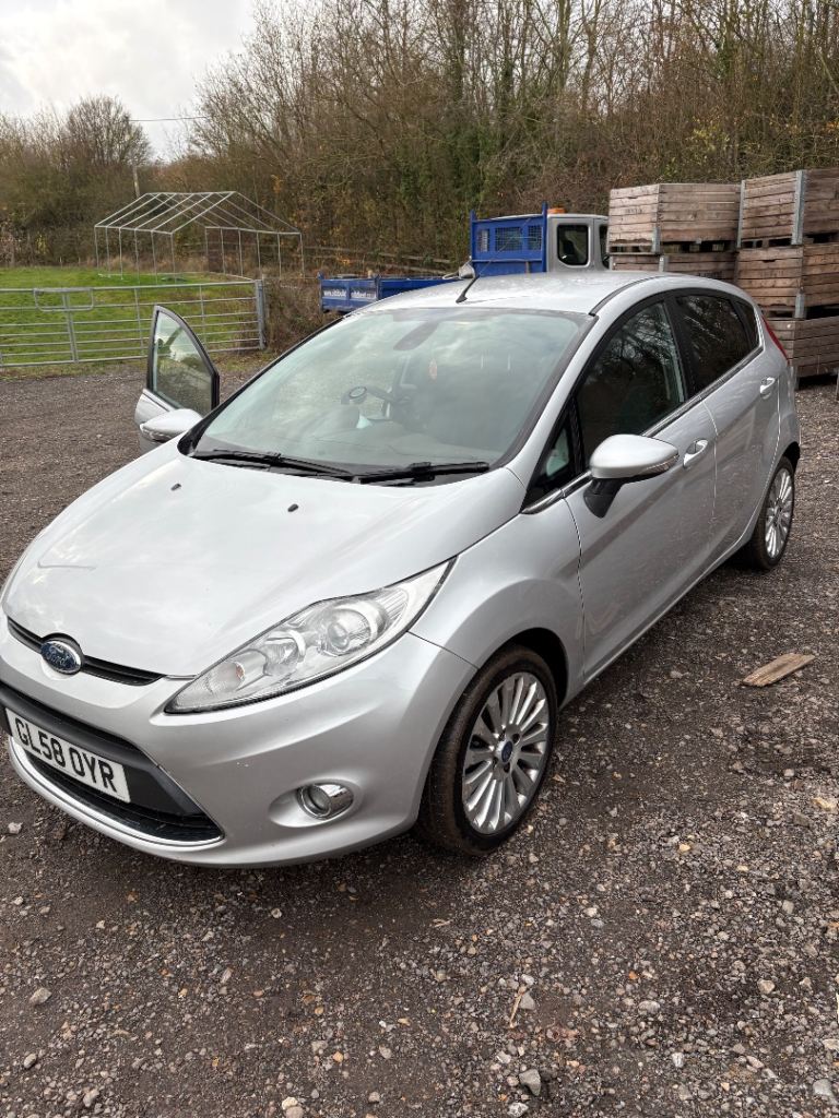 Ford, FIESTA, Hatchback, 2009, Manual, 1388 (cc), 5 doors