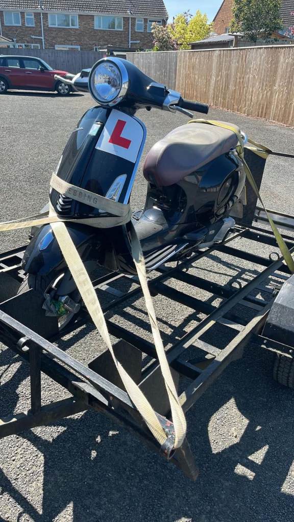 Piaggio, VESPA, 2020, 124 (cc)