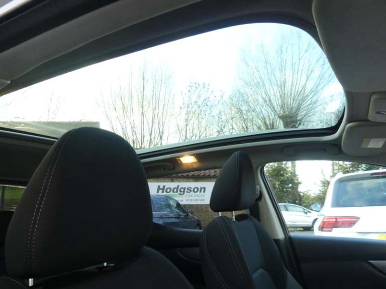 2018 Nissan Qashqai DIESEL 1.5 dCi N-Connecta SUV 5dr Diesel Manual Euro 6 (s/s) (110 ps) Manua S...