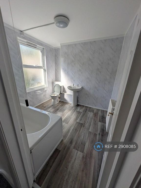 2 bedroom house in Old London Road, Hastings, TN35 (2 bed) (#2908085)