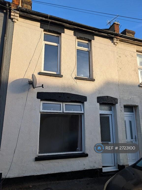 3 bedroom house in Queen Street, Rochester, ME1 (3 bed) (#2723100)