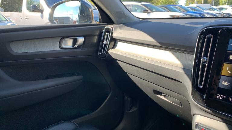 2022 Volvo XC40 1.5h T5 Recharge 10.7kWh Ultimate Bright SUV 5dr Petrol Plug-in Hybrid Auto SUV H...