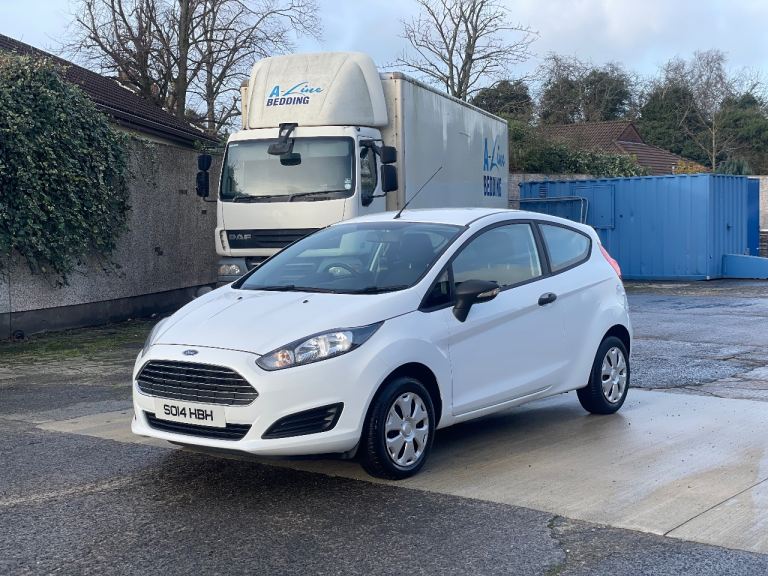 image for 2014 Ford Fiesta 1.2 Petrol Super Low Mileage (not corsa, Clio, Megane, a1, Rio, ds3)
