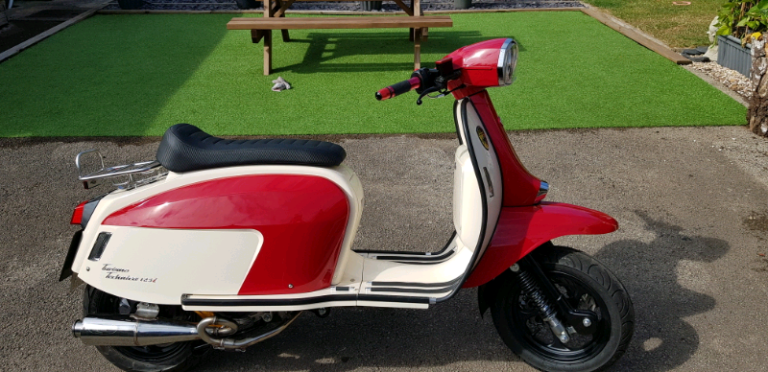 Scomadi TT125 cream & red 2018