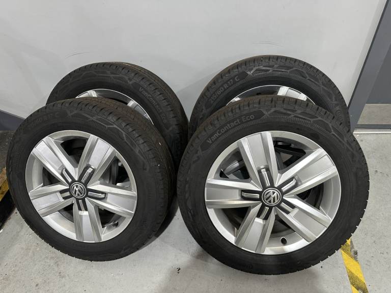 4 x New Tyres (11 delivery miles) Continental Van Contact Eco 215/60 r17 C