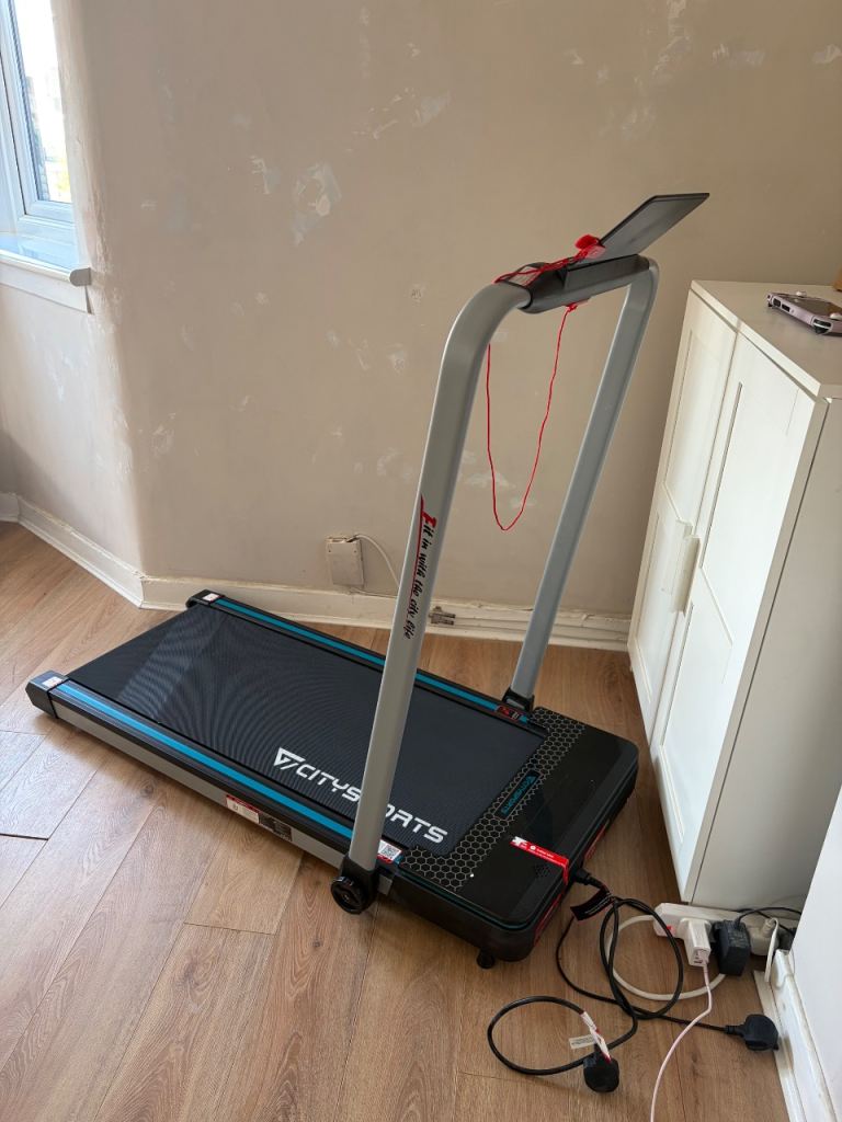 CITYSPORTS Treadmill – Good Condition, Compact Design