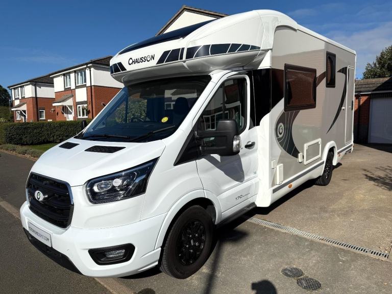 Chausson Exclusive Line 660 3500kg Large Drop Down Double Make up Double below