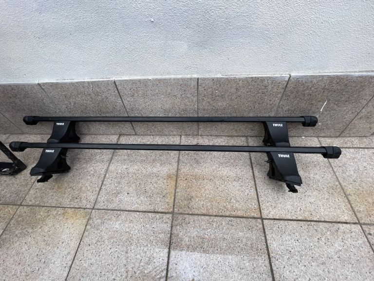 Thule 1200 Roof Bars/Roof tray with key