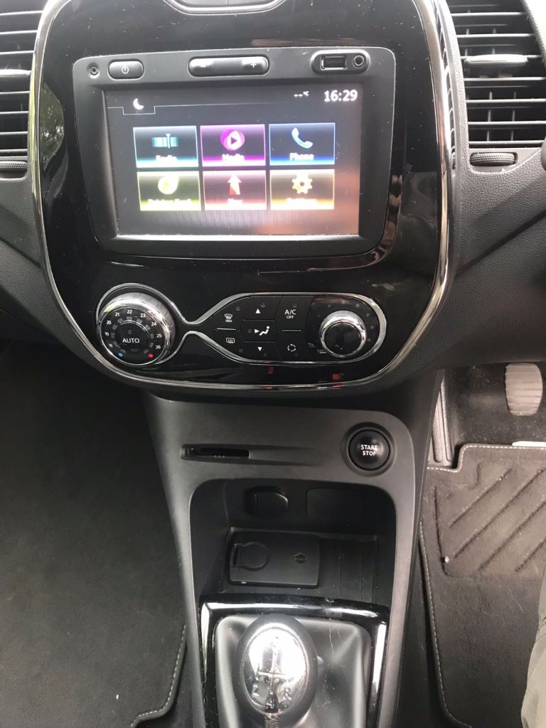 2017 Renault Captur 1.5 dCi 110 Dynamique S Nav 5dr HATCHBACK Diesel  Low miles only 48k 