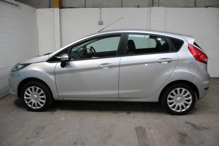 2010 Ford Fiesta 1.4 TDCi Edge 5dr HATCHBACK Diesel Manual